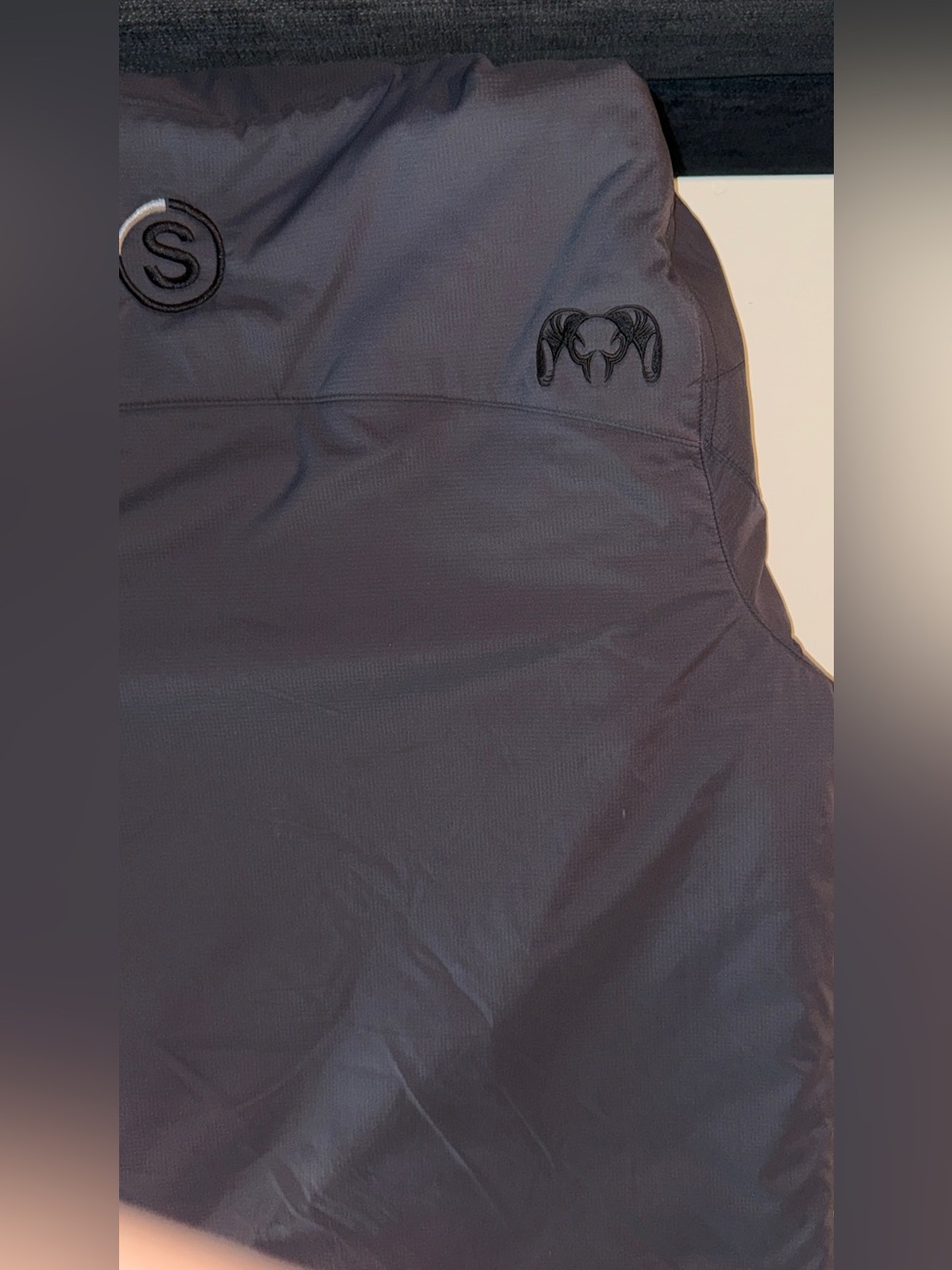 KUIU Base Camp Insulated Snap Shirt - Picture 3 of 12